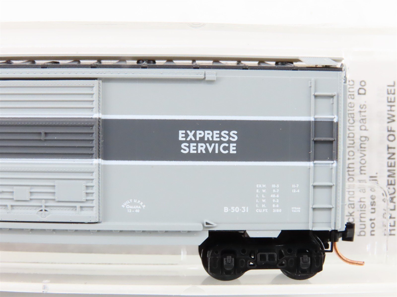 N Scale Micro-Trains MTL 23270 UP Union Pacific Express Service 40' Boxcar #9213