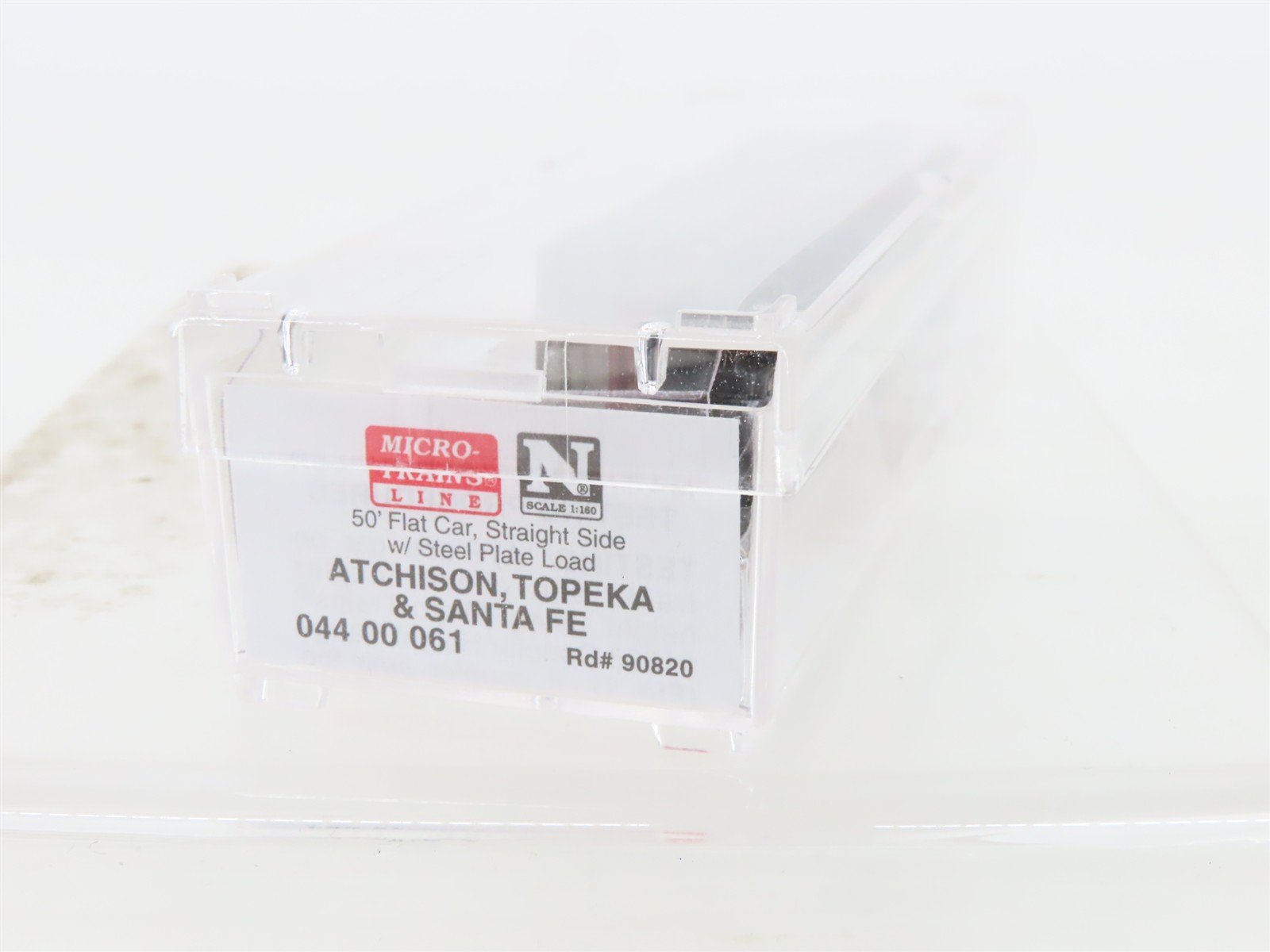 N Scale Micro-Trains MTL 04400061 ATSF Santa Fe 50' Flat Car #90820 w/ Load