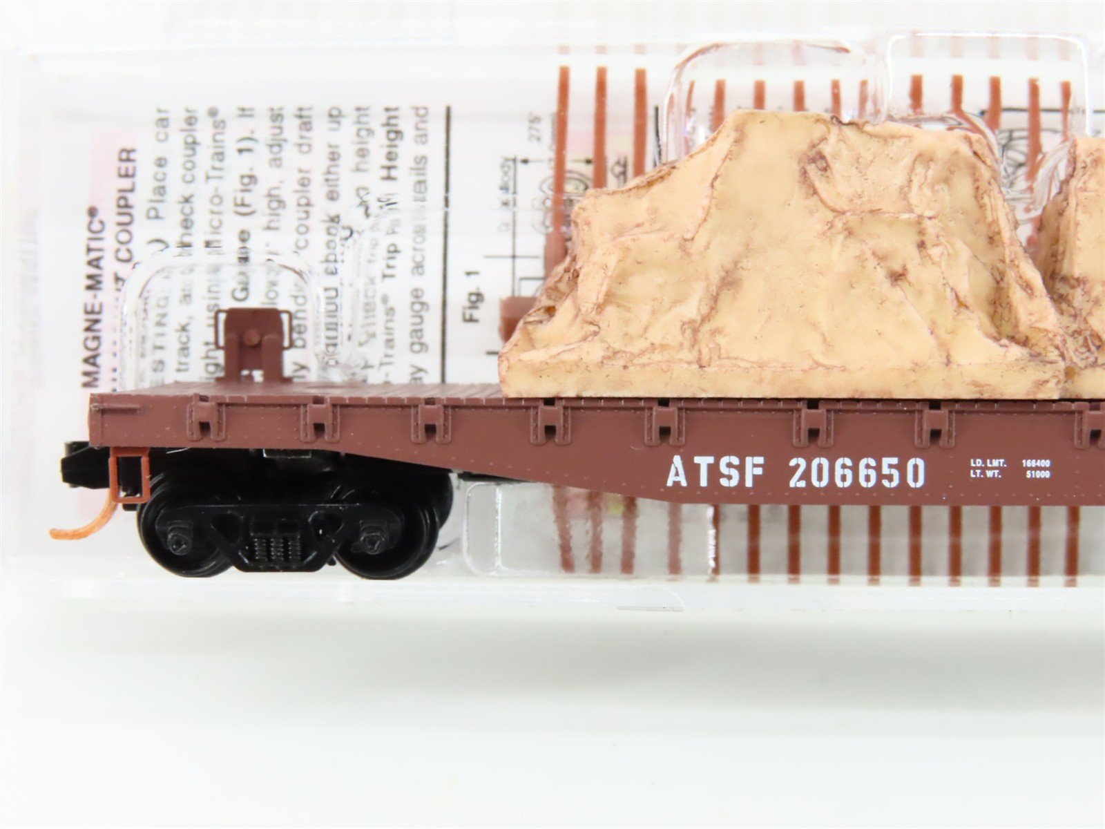 N Scale Micro-Trains MTL 04500440 ATSF Santa Fe 50' Flat Car #206650 w/ Load