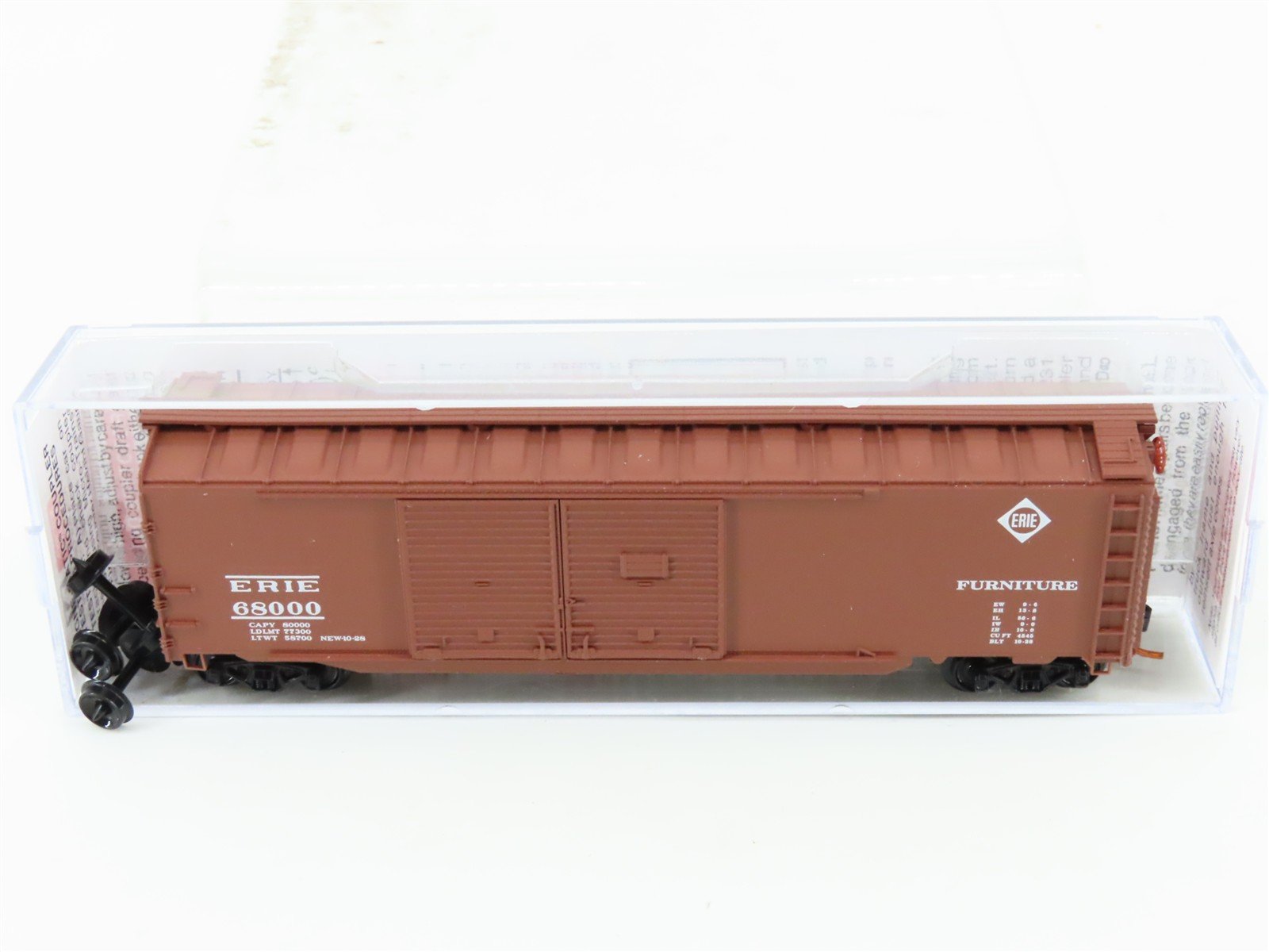 N Scale Micro-Trains MTL 07800110 Erie Railroad 50' Double Door Box Car #68000