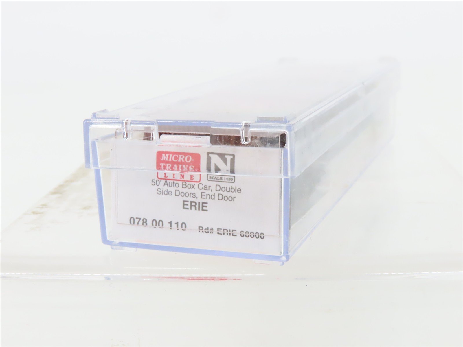 N Scale Micro-Trains MTL 07800110 Erie Railroad 50' Double Door Box Car #68000