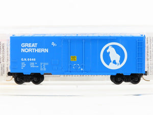 N Scale Micro-Trains MTL 74030 GN Great Northern Big Sky Blue 40' Box Car #6646