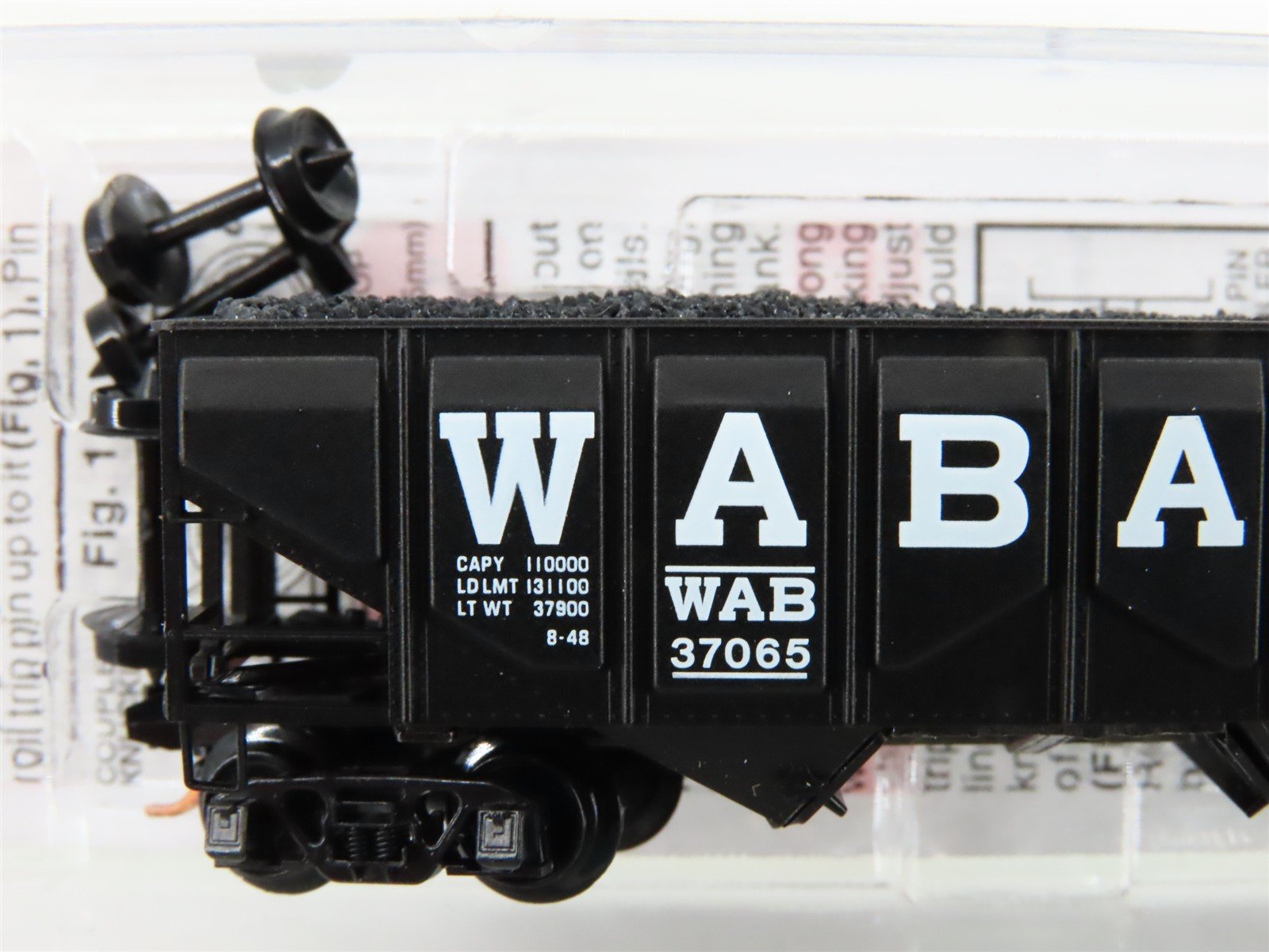 N Scale Micro-Trains MTL 08500010 WAB Wabash 2-Bay Hopper #37065 w/ Coal Load