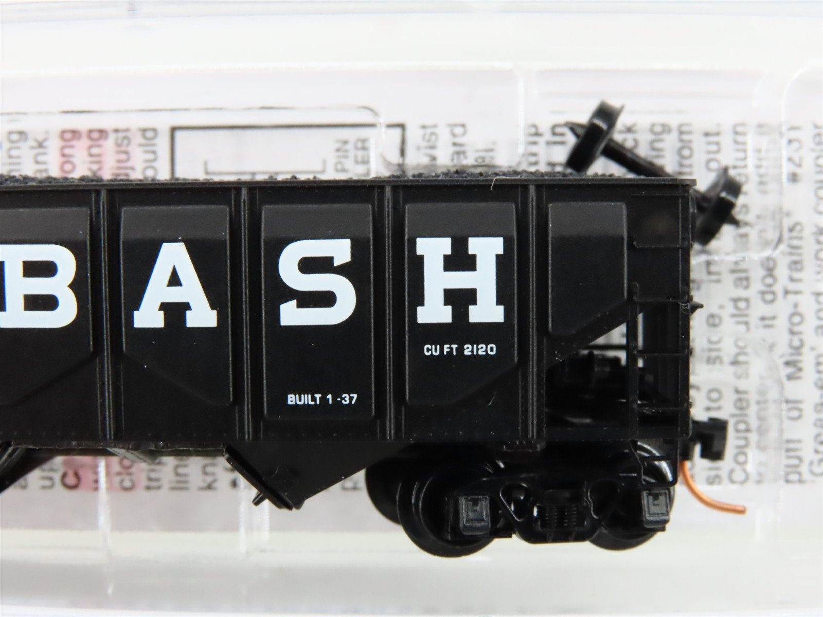 N Scale Micro-Trains MTL 08500010 WAB Wabash 2-Bay Hopper #37065 w/ Coal Load