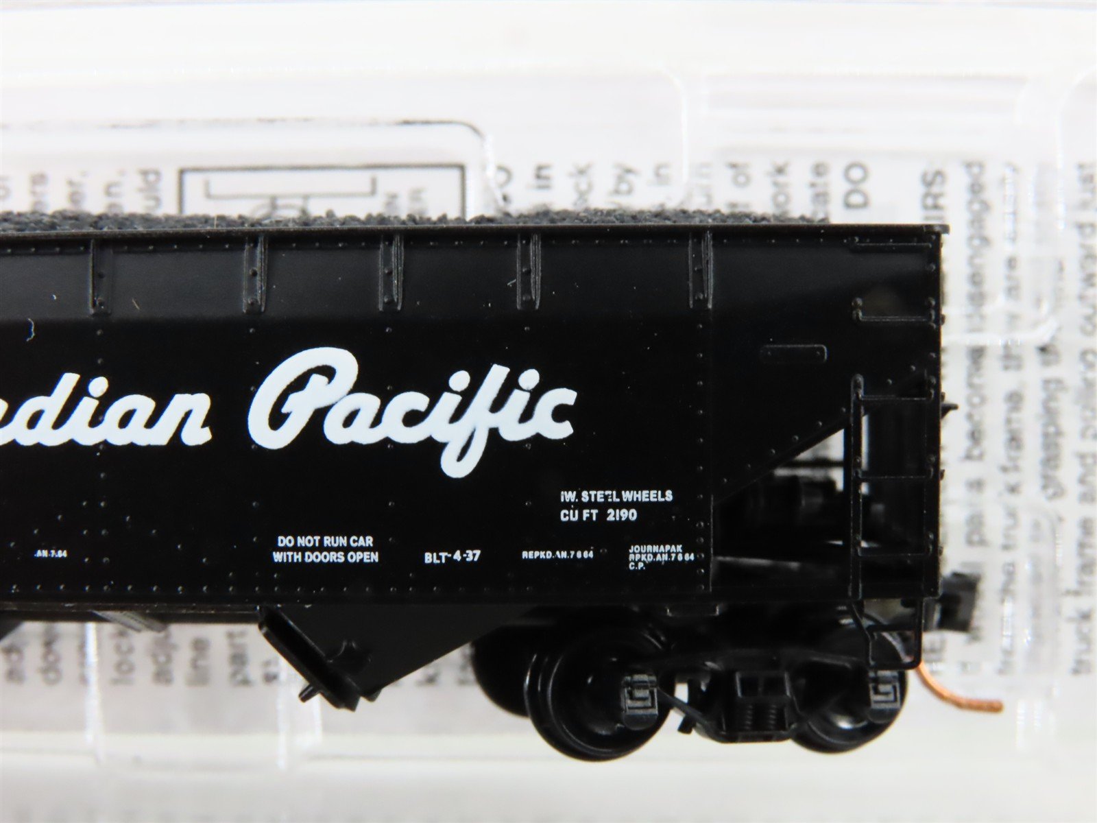 N Scale Micro-Trains MTL 05500410 CP Canadian Pacific 2-Bay Hopper 354501 w/Load
