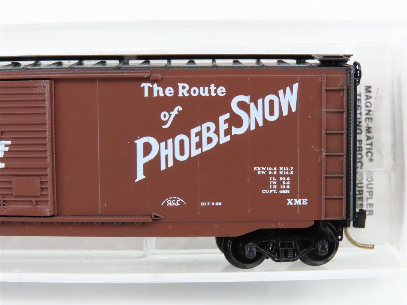N Scale Micro-Trains MTL 31230 DL&W Lackawanna Phoebe Snow 50' Box Car #12085