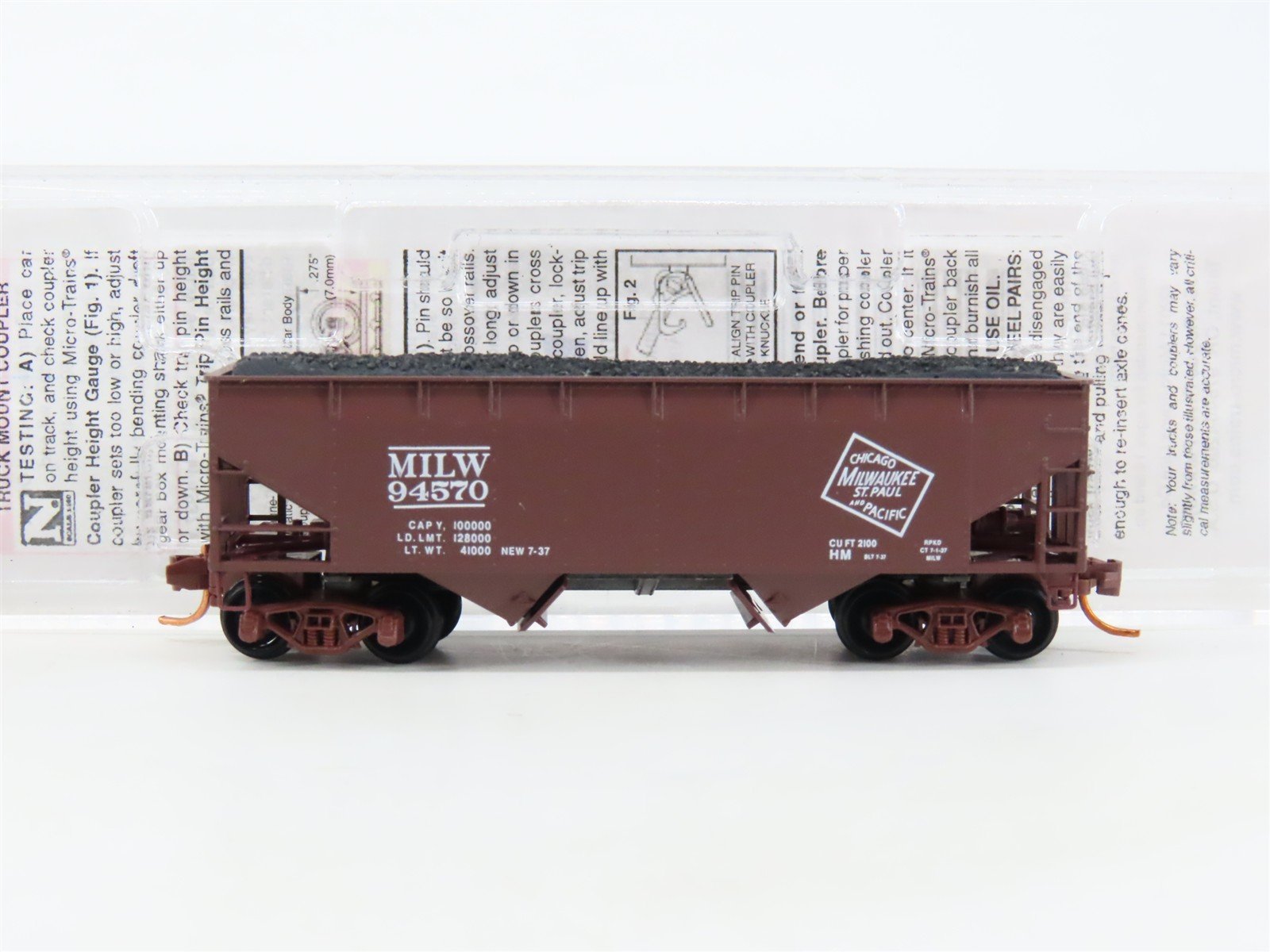 N Scale Micro-Trains MTL 05500300 MILW Milwaukee Road 2-Bay Hopper #94570 w/Load