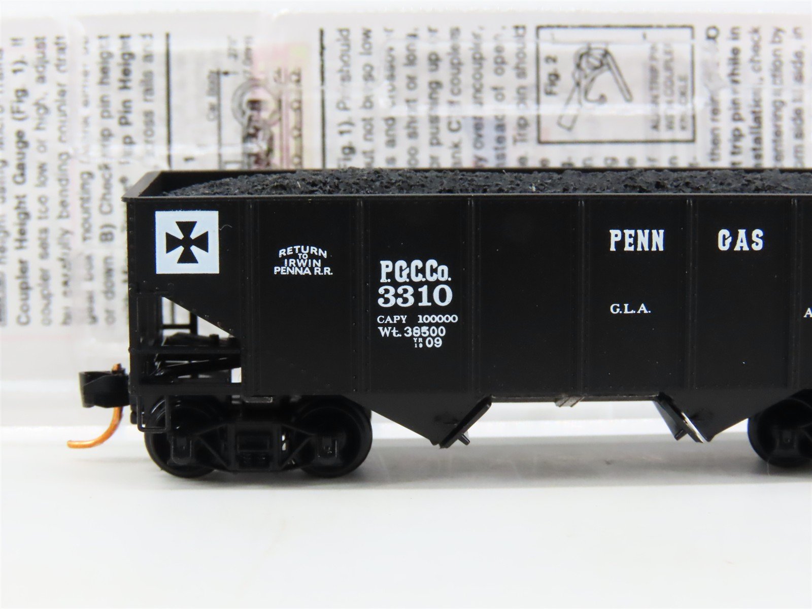 N Micro-Trains MTL 05600420 PGCCo Penn Gas Coal Co. 2-Bay Hopper #3310 w/ Load