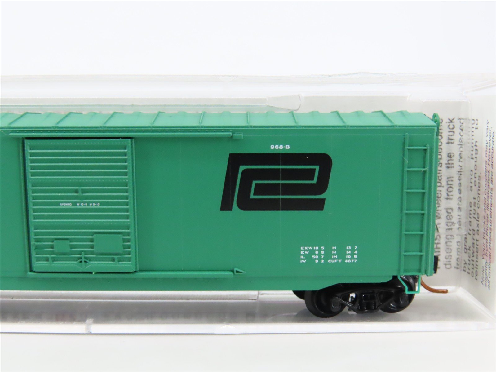 N Scale Micro-Trains MTL 07700110 PC Penn Central 50' Single Door Boxcar #160252
