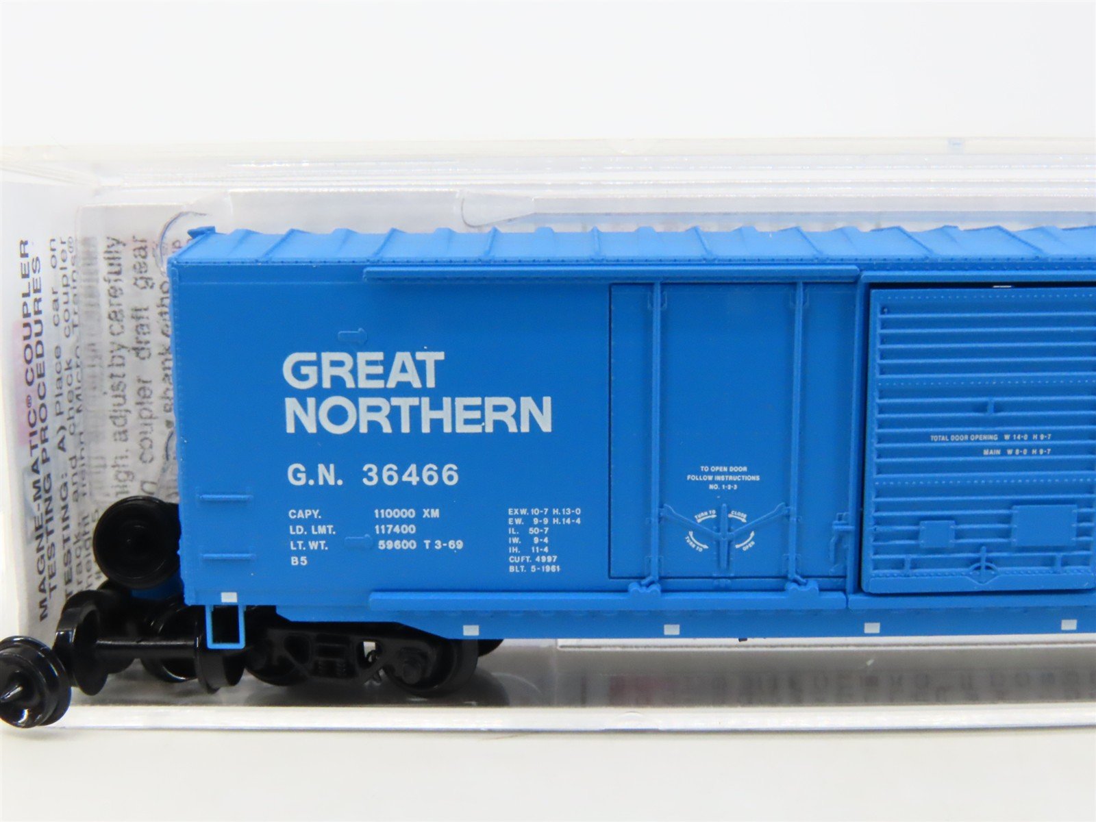 N Scale Micro-Trains MTL 76060 GN Great Northern Big Sky Blue 50' Box Car #36466