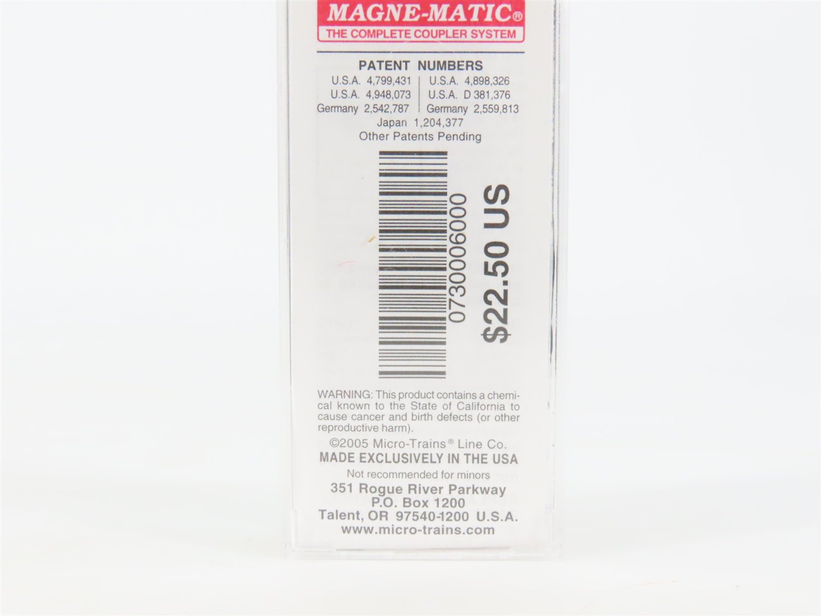 N Scale Micro-Trains MTL 07300060 BCOL British Columbia 40' Box Car #990198