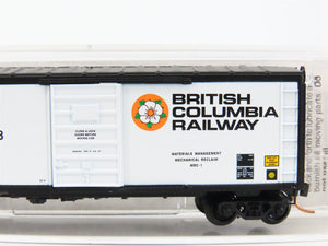 N Scale Micro-Trains MTL 07300060 BCOL British Columbia 40' Box Car #990198