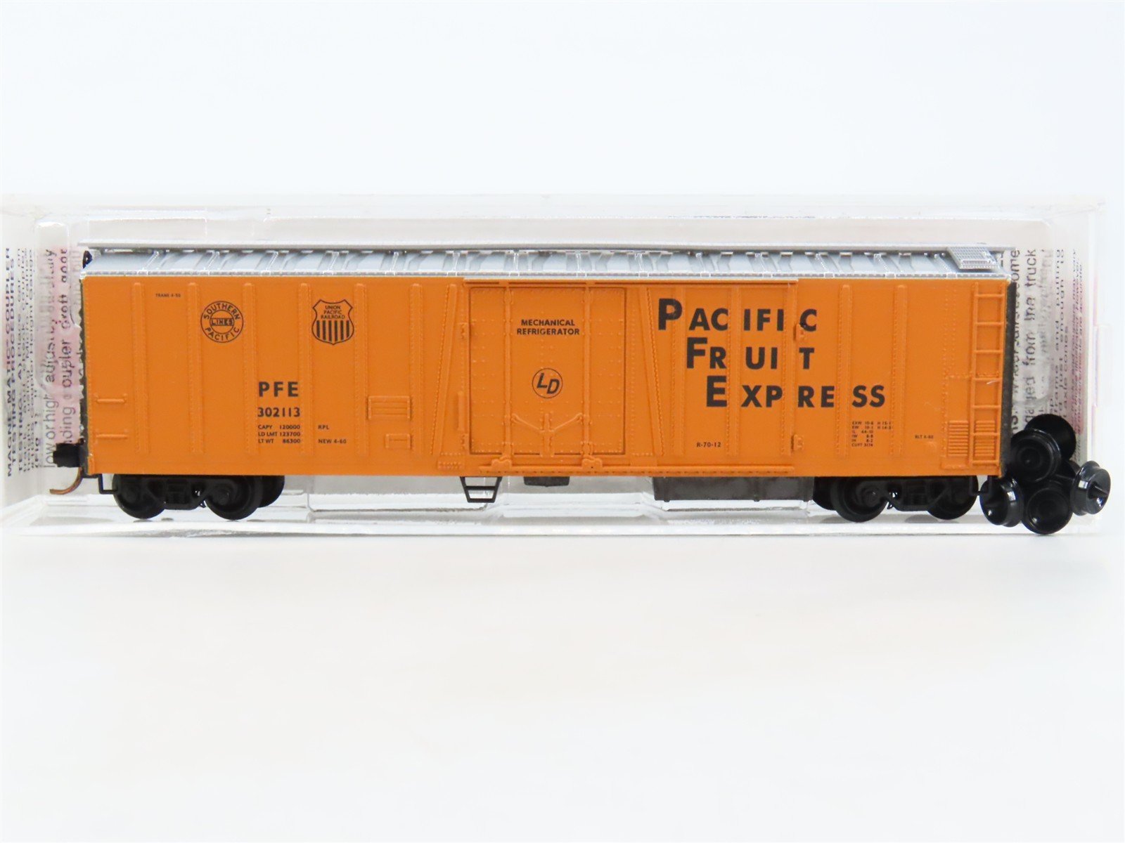 N Micro-Trains MTL 70010 SP UP PFE Pacific Fruit Express Mech. Reefer #302113