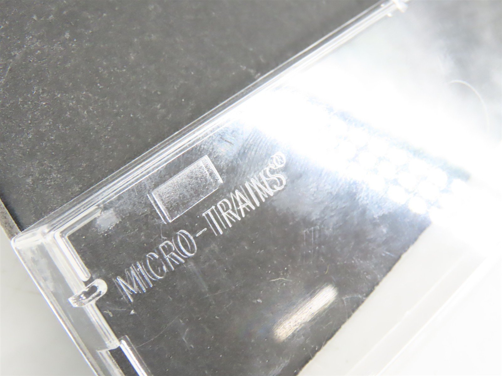 N Scale Micro-Trains MTL 75040 USLX Tropicana 50' Double Plug Door Boxcar #13087