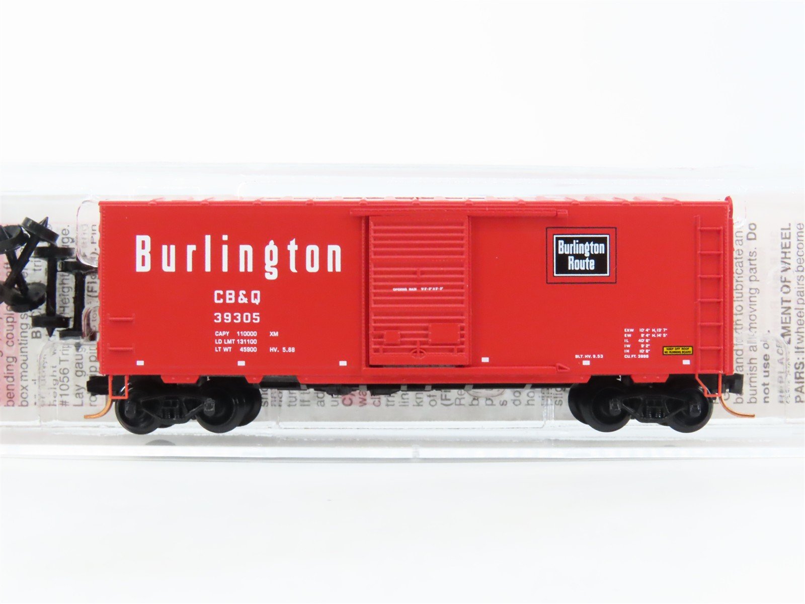 N Scale Micro-Trains MTL 73050 CB&Q Burlington Route 40' Box Car #39305
