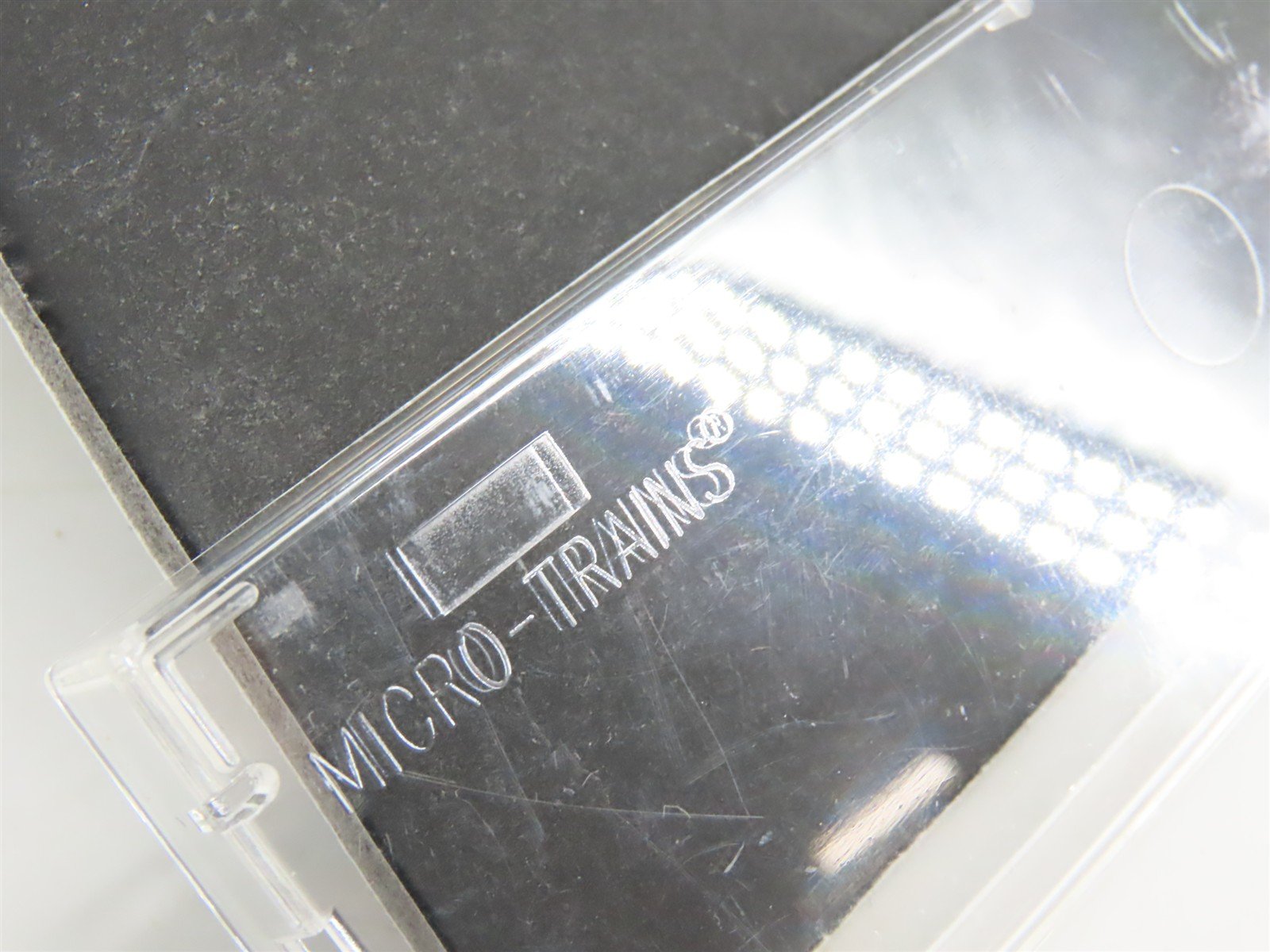N Scale Micro-Trains MTL 78100 PM Pere Marquette 50' Automobile Box Car #72142