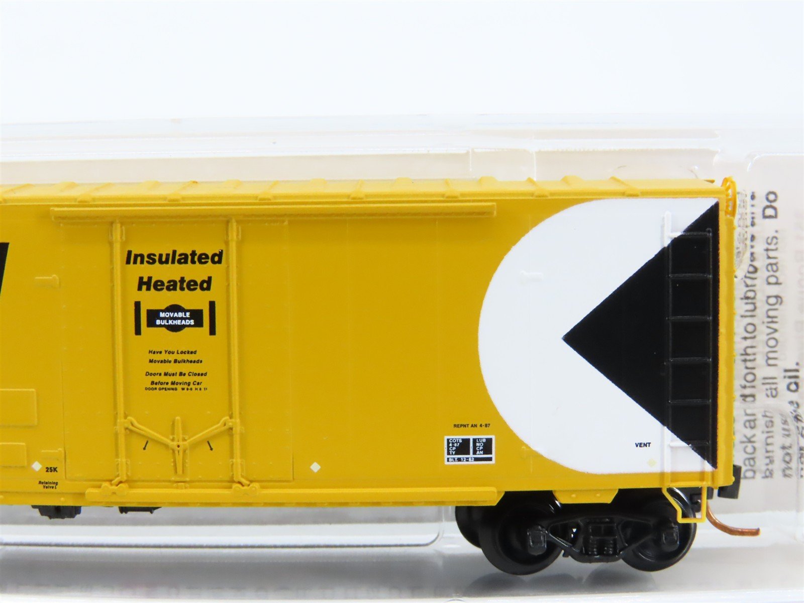 N Scale Micro-Trains MTL 07400010 CP Rail 40' Plug Door Box Car #165181