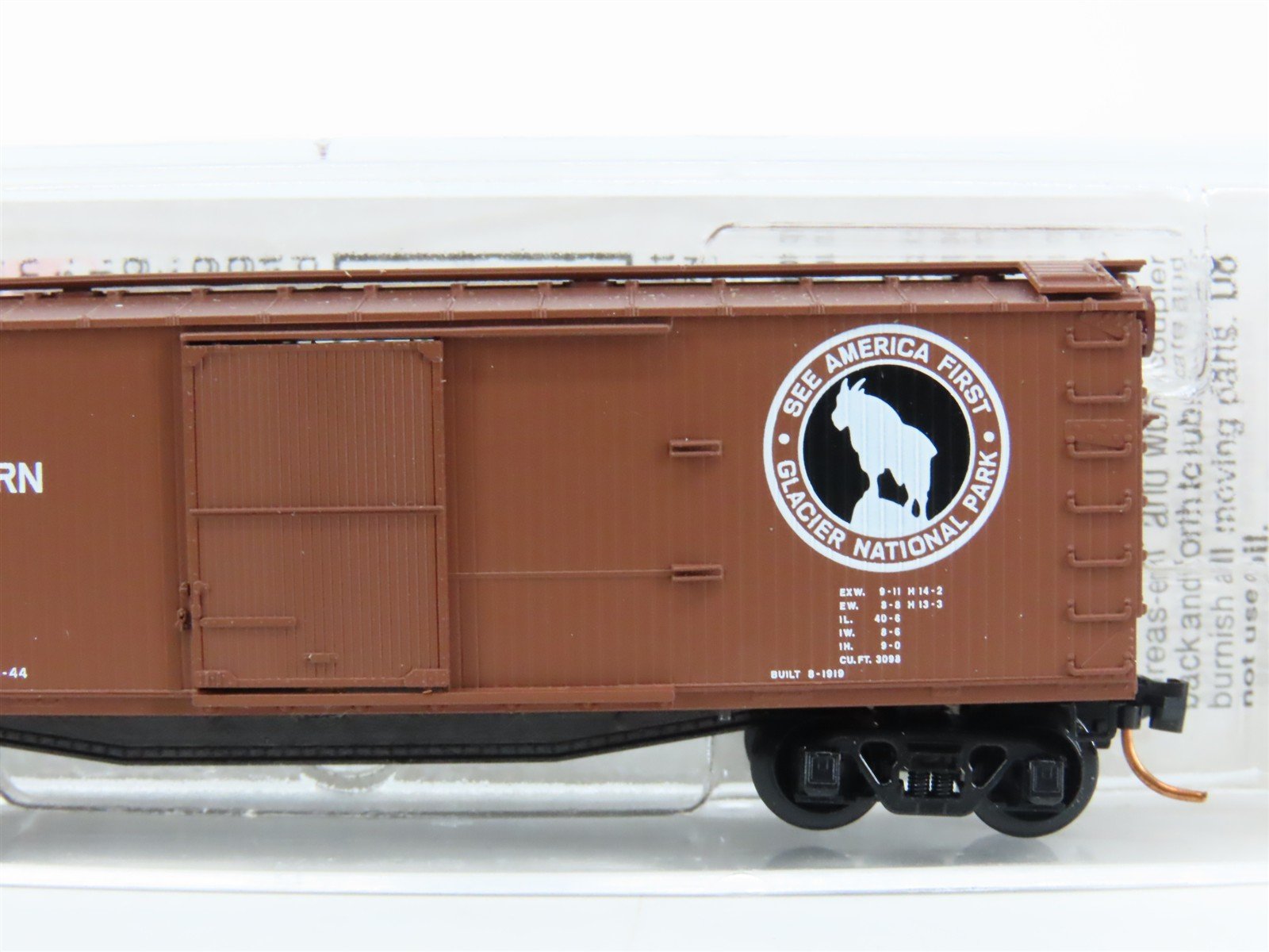 N Micro-Trains MTL 42080 GN Great Northern Glacier Nat'l Park 40' Box Car #24872
