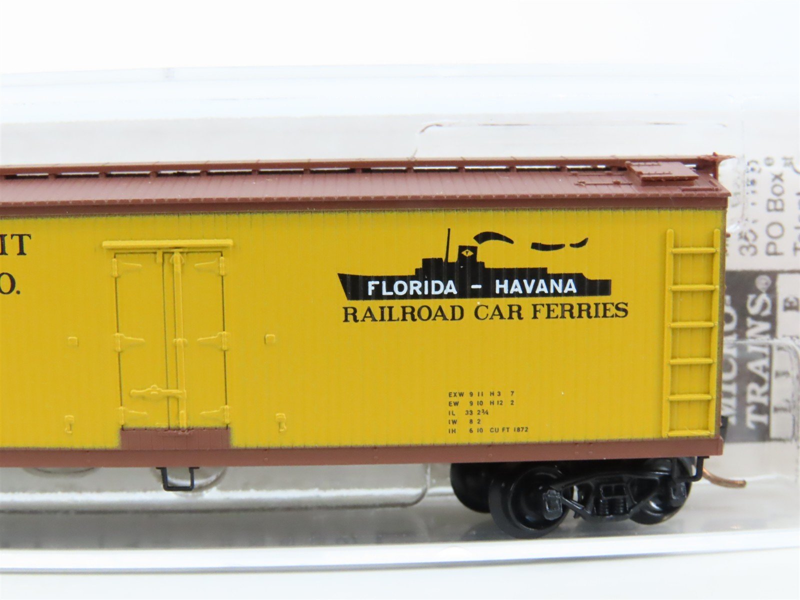 N Scale Micro-Trains MTL 49510 WIF West India Fruit & Steamship 40' Box Car #724