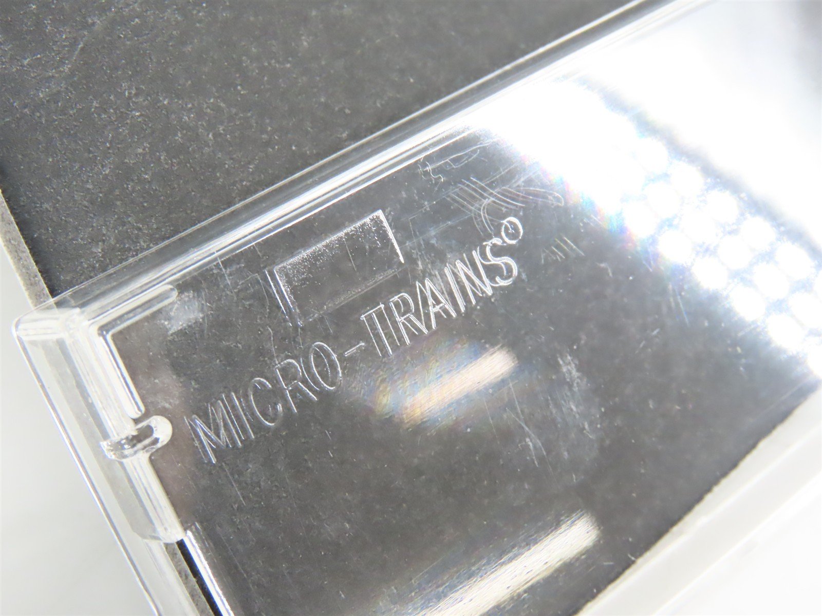 N Scale Micro-Trains MTL 49510 WIF West India Fruit & Steamship 40' Box Car #724