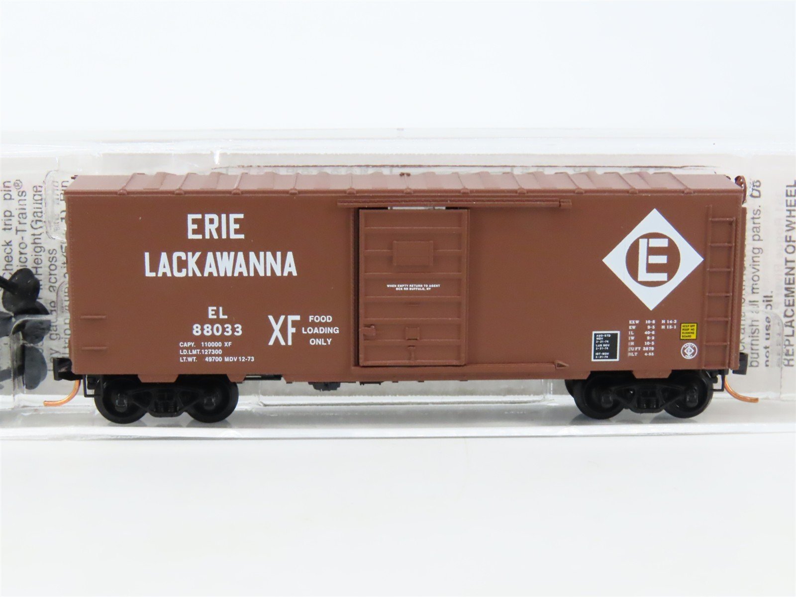 N Scale Micro-Trains MTL 73030 EL Erie Lackawanna 40' Single Door Box Car #88033