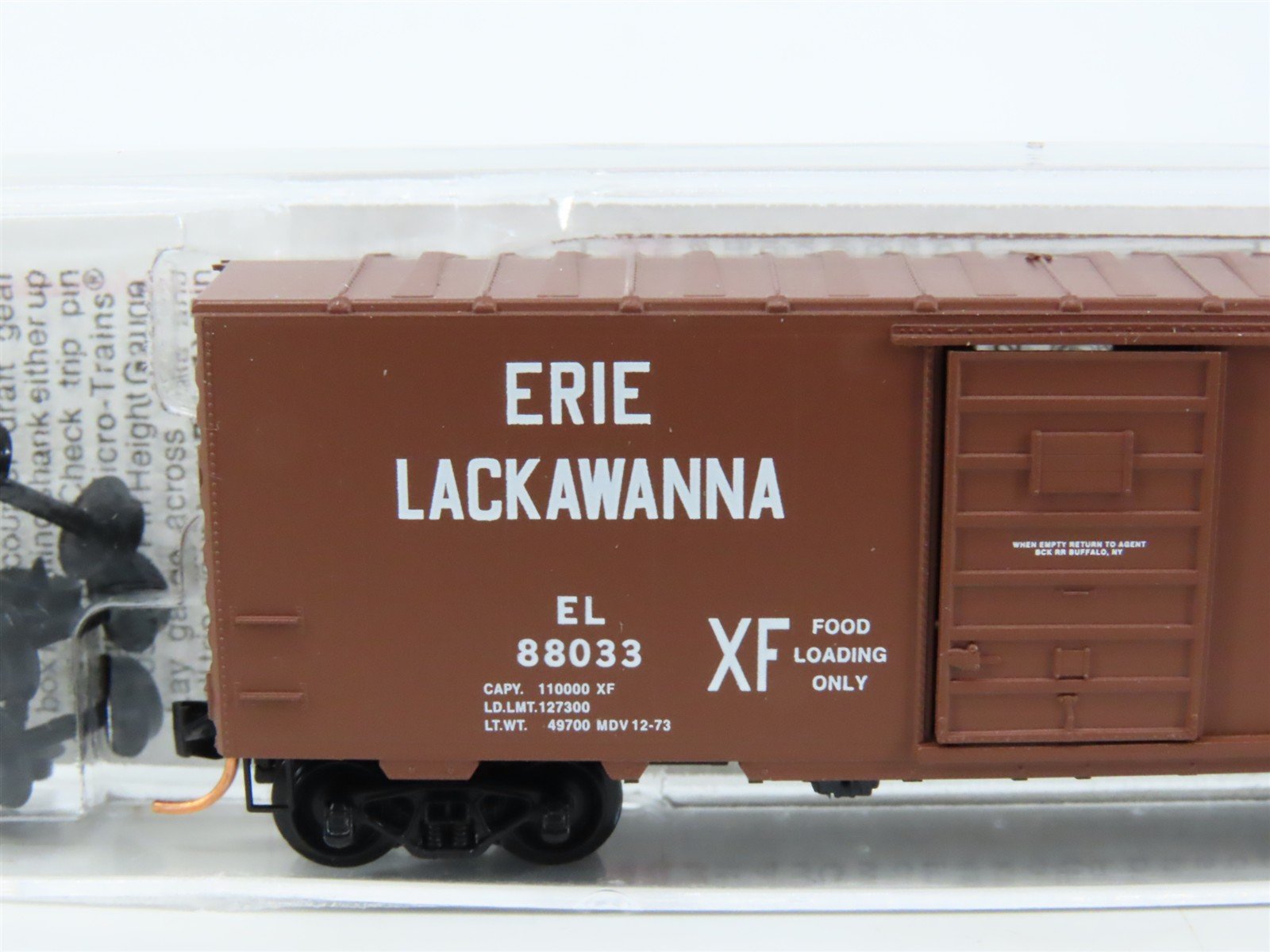 N Scale Micro-Trains MTL 73030 EL Erie Lackawanna 40' Single Door Box Car #88033