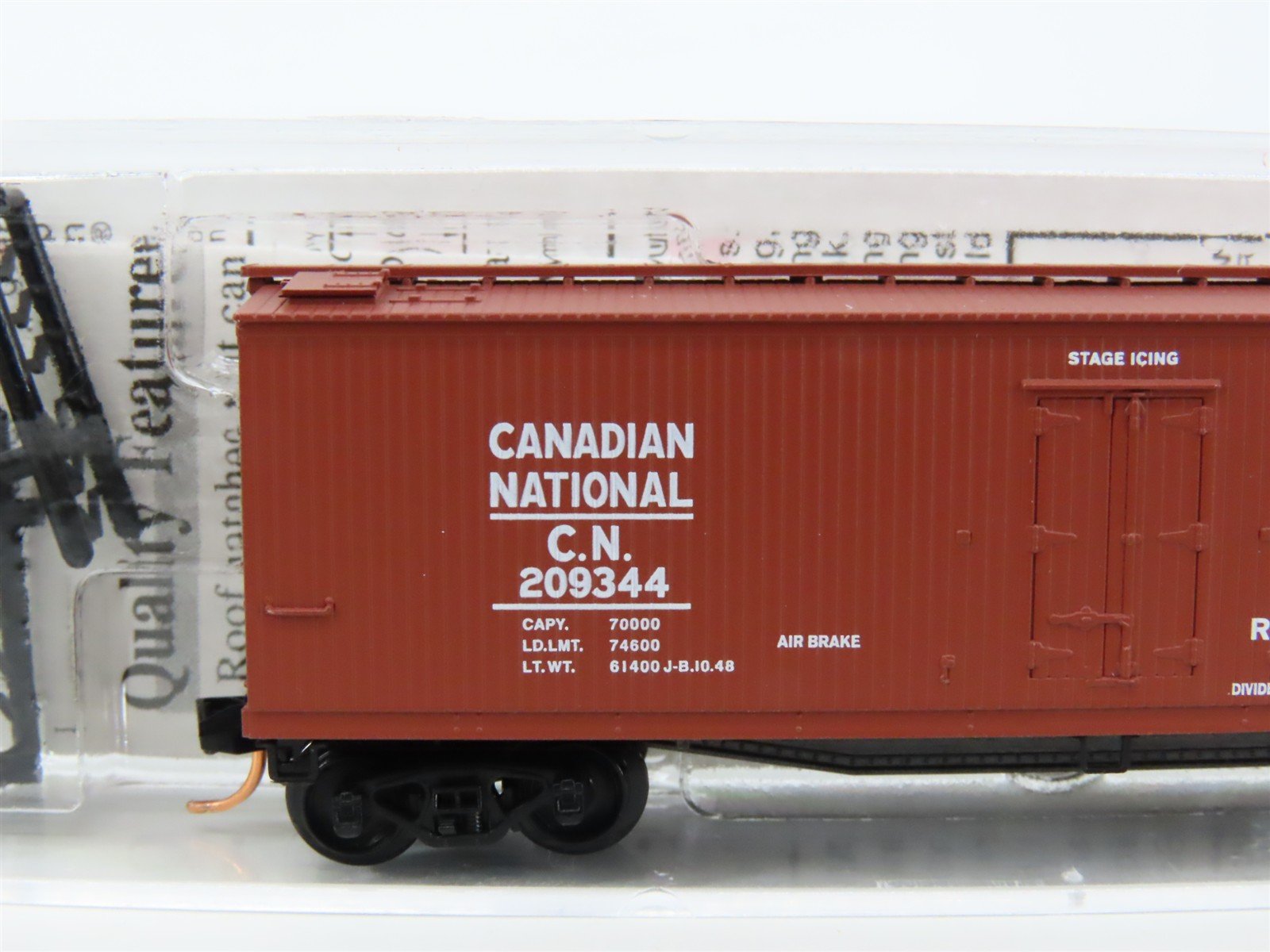 N Micro-Trains MTL 47200 CN Canadian National 