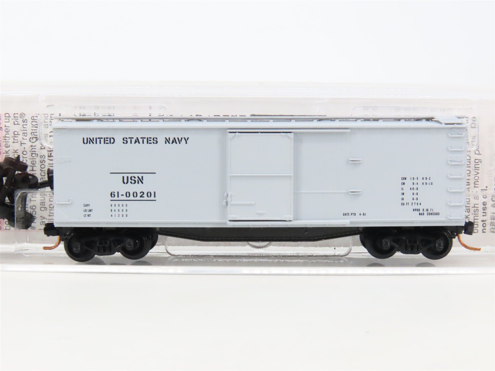 N Scale Micro-Trains MTL 04200050 USN United States Navy 40' Box Car #61-00201