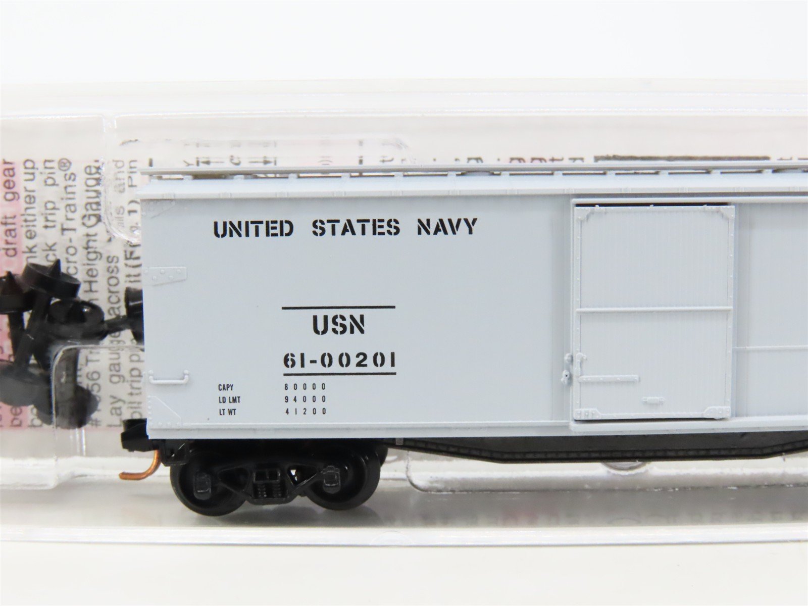 N Scale Micro-Trains MTL 04200050 USN United States Navy 40' Box Car #61-00201