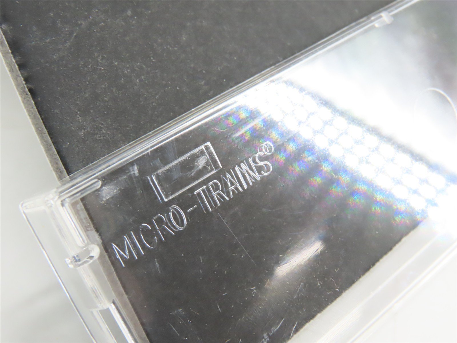 N Scale Micro-Trains MTL 04200050 USN United States Navy 40' Box Car #61-00201