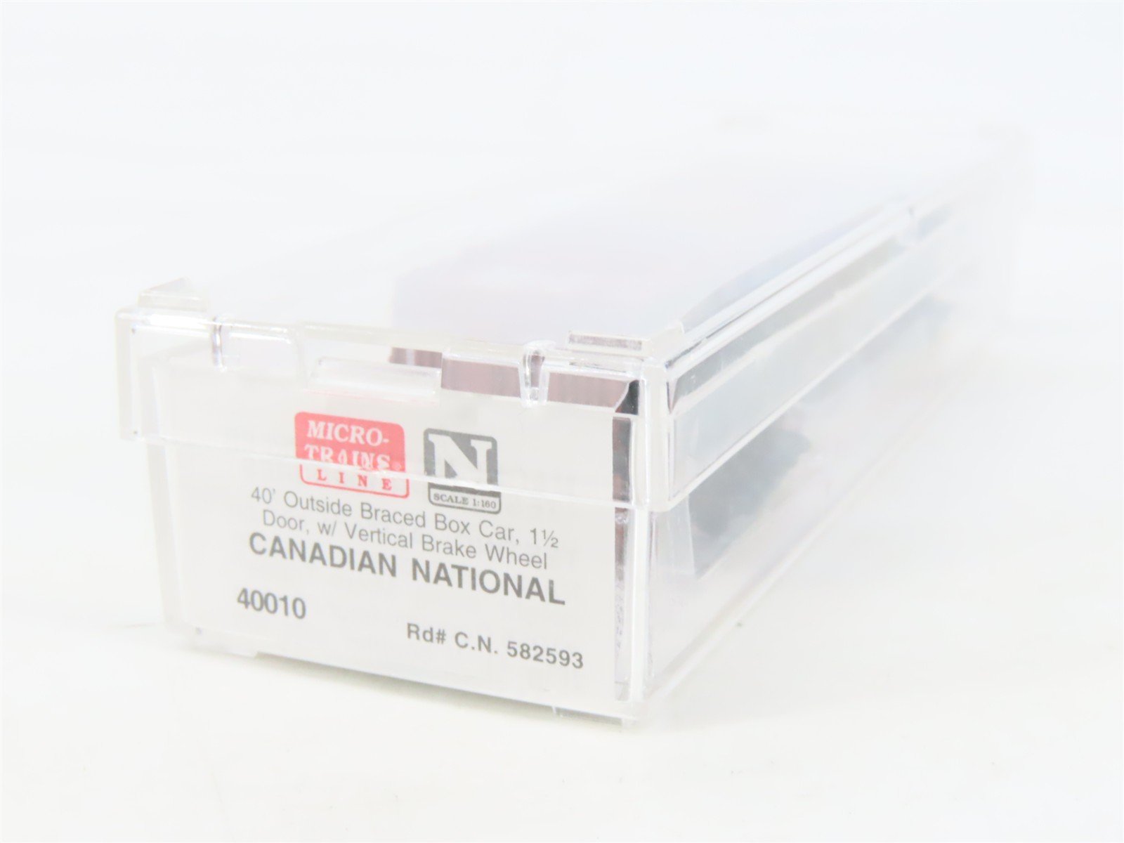 N Scale Micro-Trains MTL 40010 CN Canadian National 40' Auto Box Car #582593