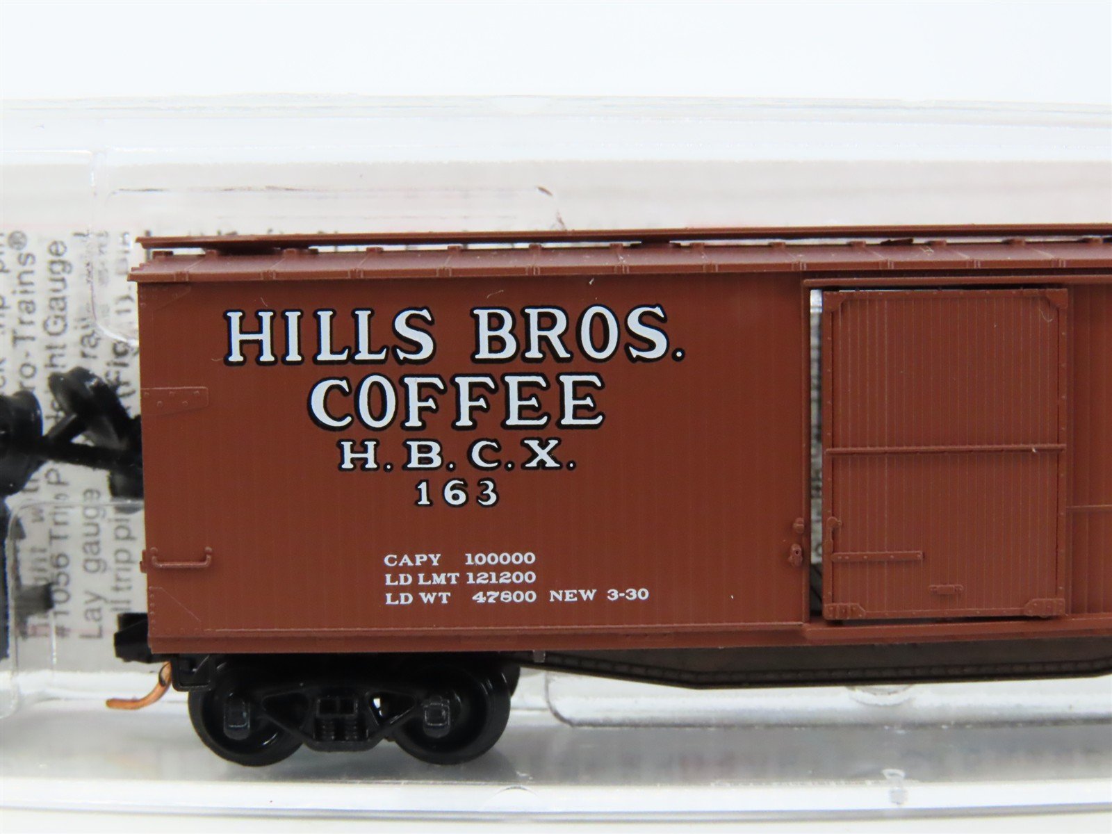 N Scale Micro-Trains MTL 42100 HCBX Hills Bros. Coffee 40' Wood Box Car #163