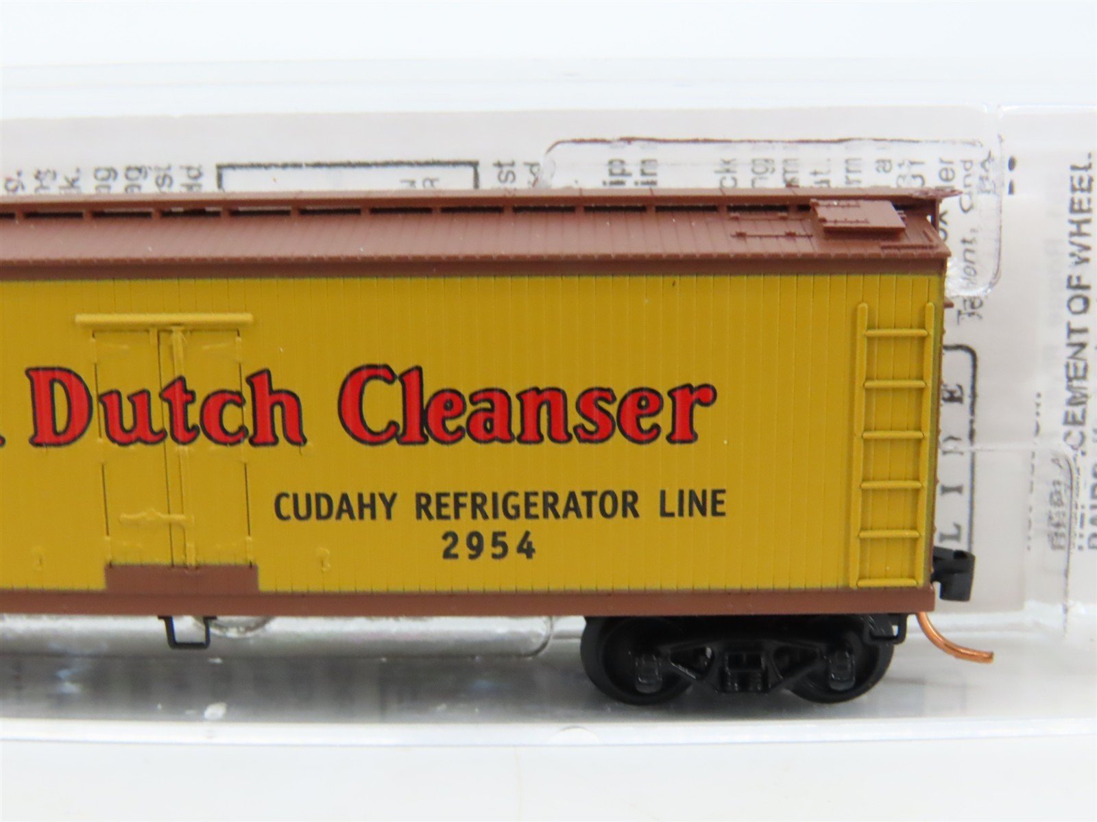 N Scale Micro-Trains MTL 49010 CRLX Cudahy Old Dutch Cleanser 40' Reefer #2954
