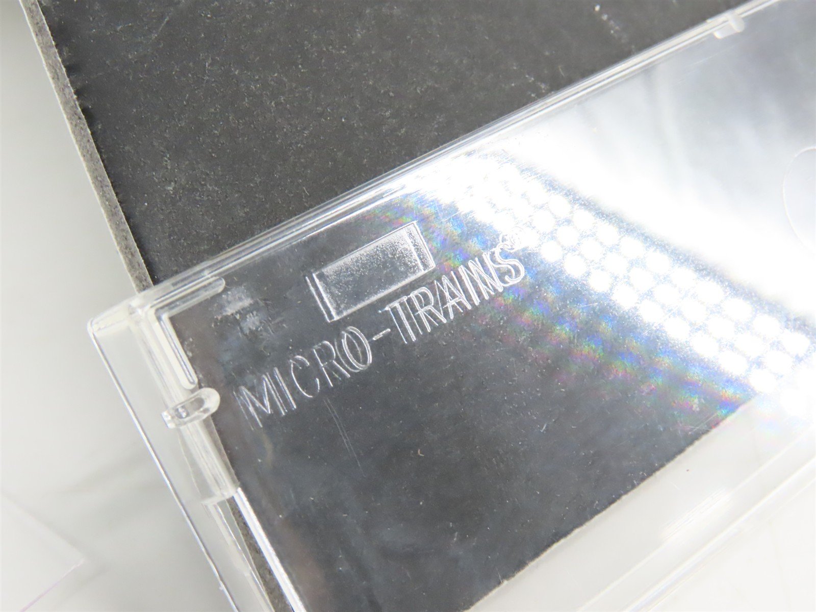 N Scale Micro-Trains MTL 43040 GN Great Northern 40' Wood Box Car #30353