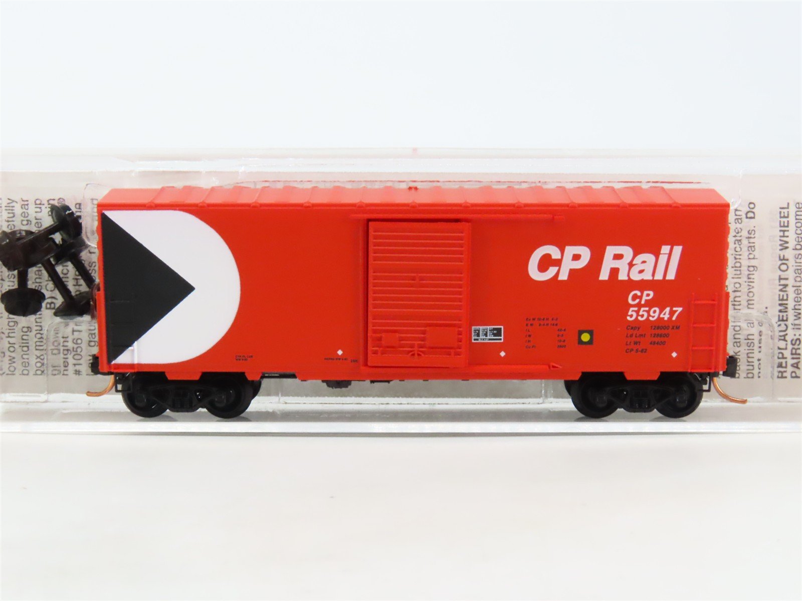 N Scale Micro-Trains MTL 24260 CP Rail 40' Single Door Box Car #55947