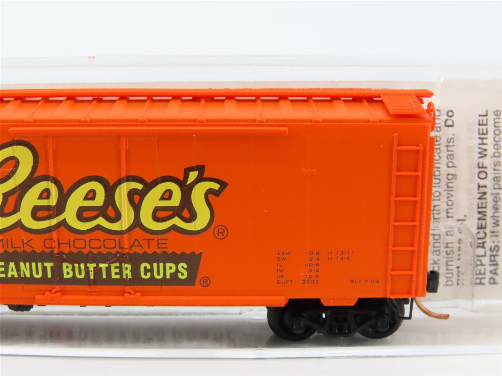 N Scale Micro-Trains MTL 21300 HFC Hershey's Reese's 40' Box Car #7602