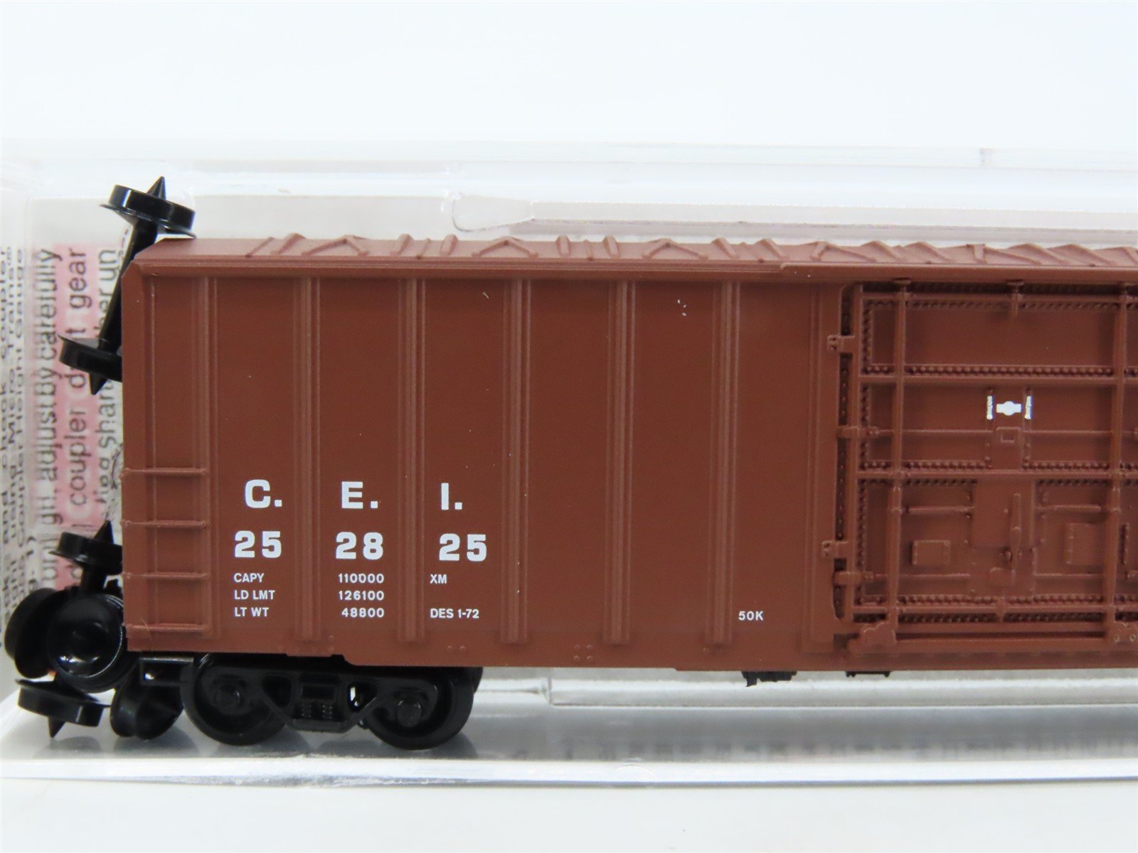 N Scale Micro-Trains MTL 27030 CEI Chicago & Eastern Illinois 50' Box Car #25282