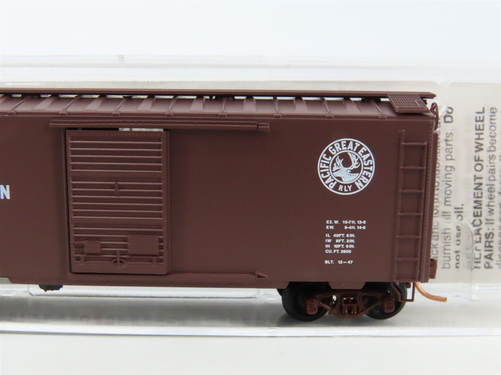 N Scale Micro-Trains MTL 20970 PGE Pacific Great Eastern 40' Box Car #4015