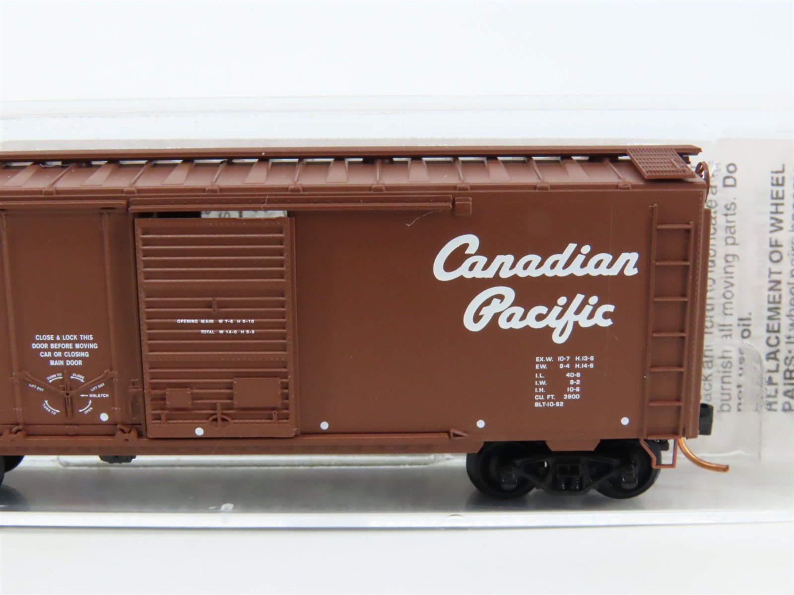 N Scale Micro-Trains MTL 22110 CP Canadian Pacific 40' Box Car #100197