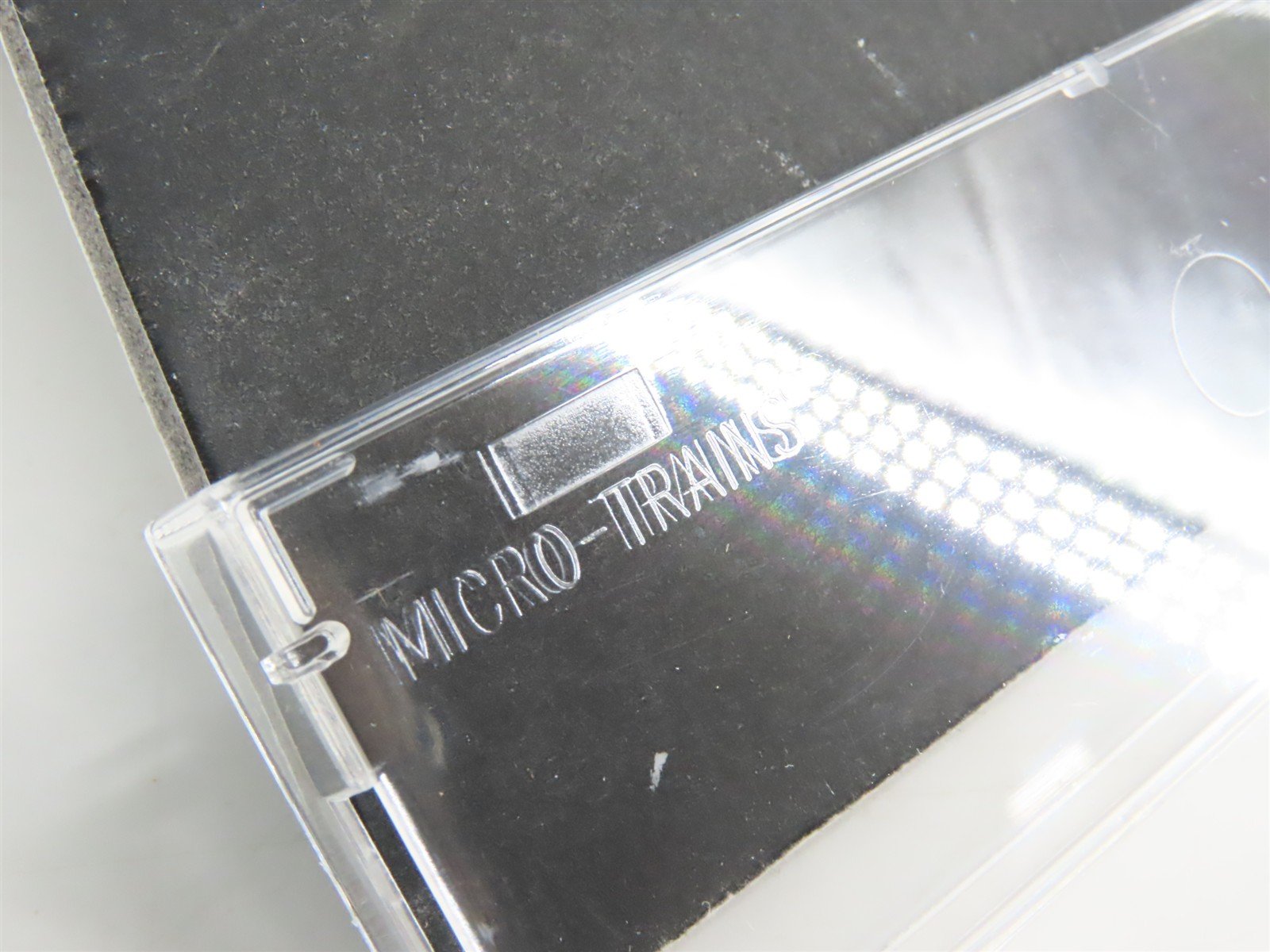 N Scale Micro-Trains MTL 22110 CP Canadian Pacific 40' Box Car #100197