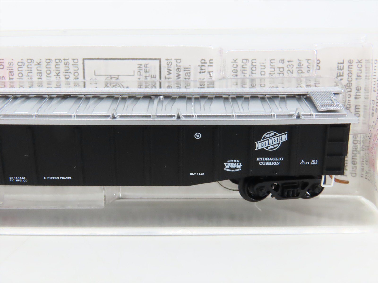 N Micro-Trains MTL 106230 CNW Chicago & North Western 50' Covered Gondola #89000