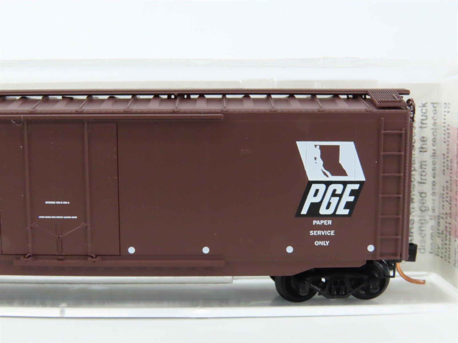N Scale Micro-Trains MTL 32260 PGE Pacific Great Eastern 50' Box Car #4521