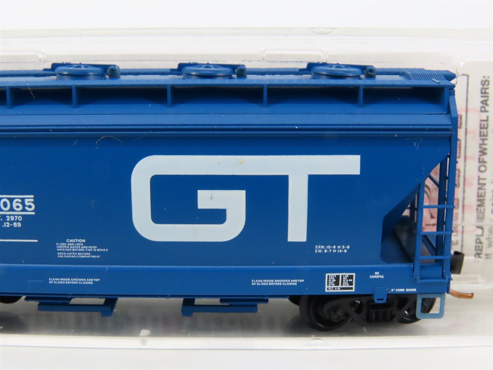 N Micro-Trains MTL 92010 GTW Grand Trunk Western 2-Bay Covered Hopper #315065