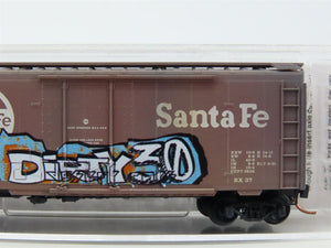 N Scale Micro-Trains MTL 02144110 ATSF Santa Fe 40' Box Car #149941 w/ Graffiti