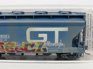 N Scale Micro-Trains MTL 09244010 GTW 2-Bay Covered Hopper #315063 w/ Graffiti