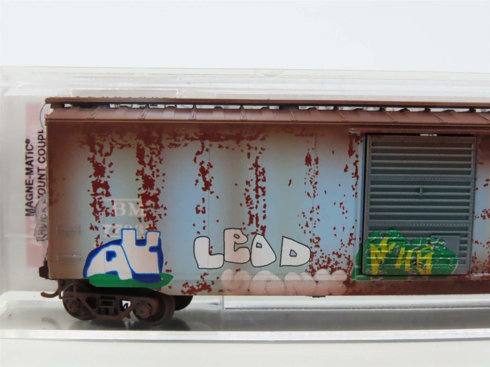 N Scale Micro-Trains MTL 03144440 BM Boston & Maine 50' Boxcar #77930 w/Graffiti