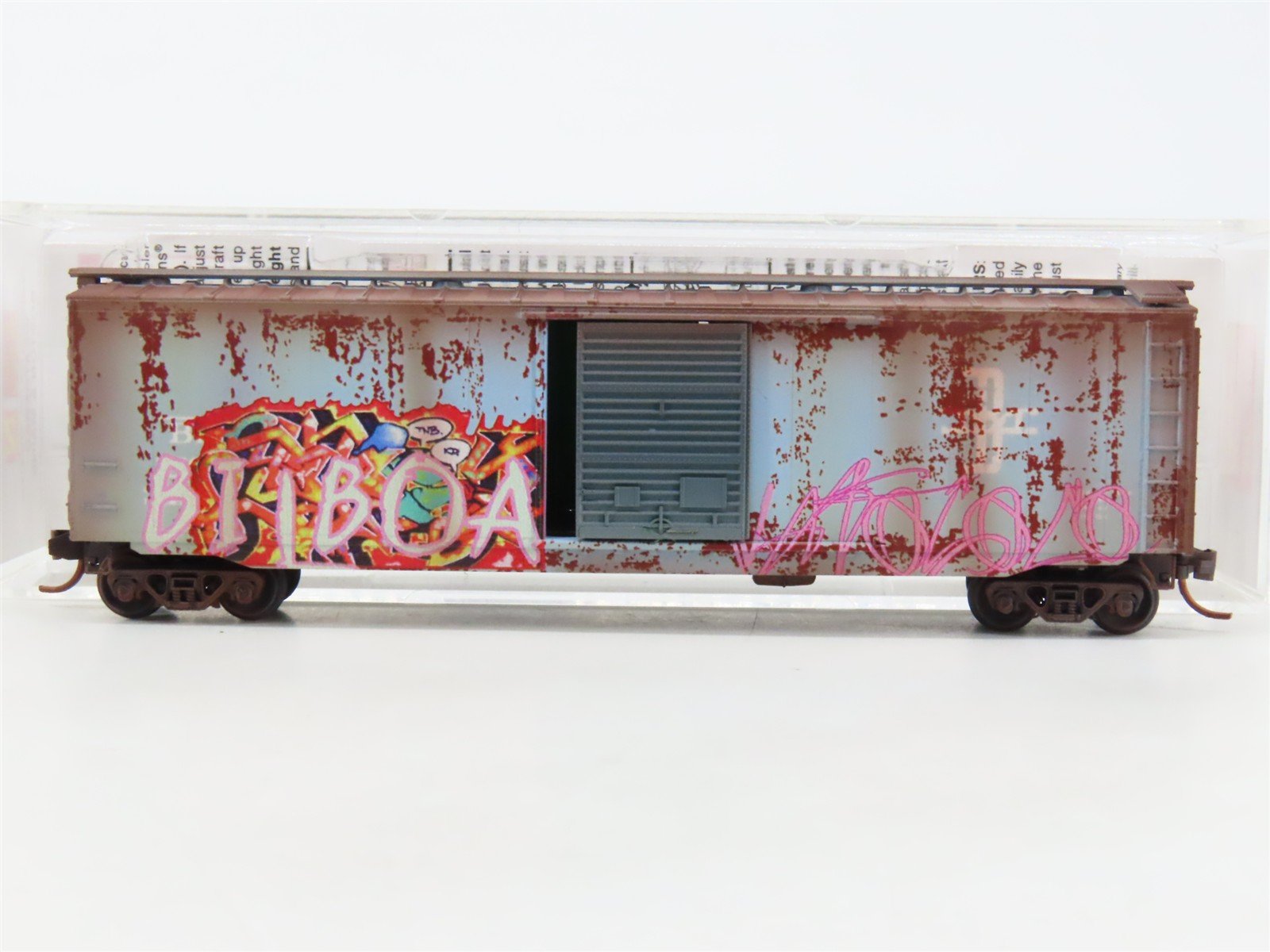 N Scale Micro-Trains MTL 03144440 BM Boston & Maine 50' Boxcar #77930 w/Graffiti