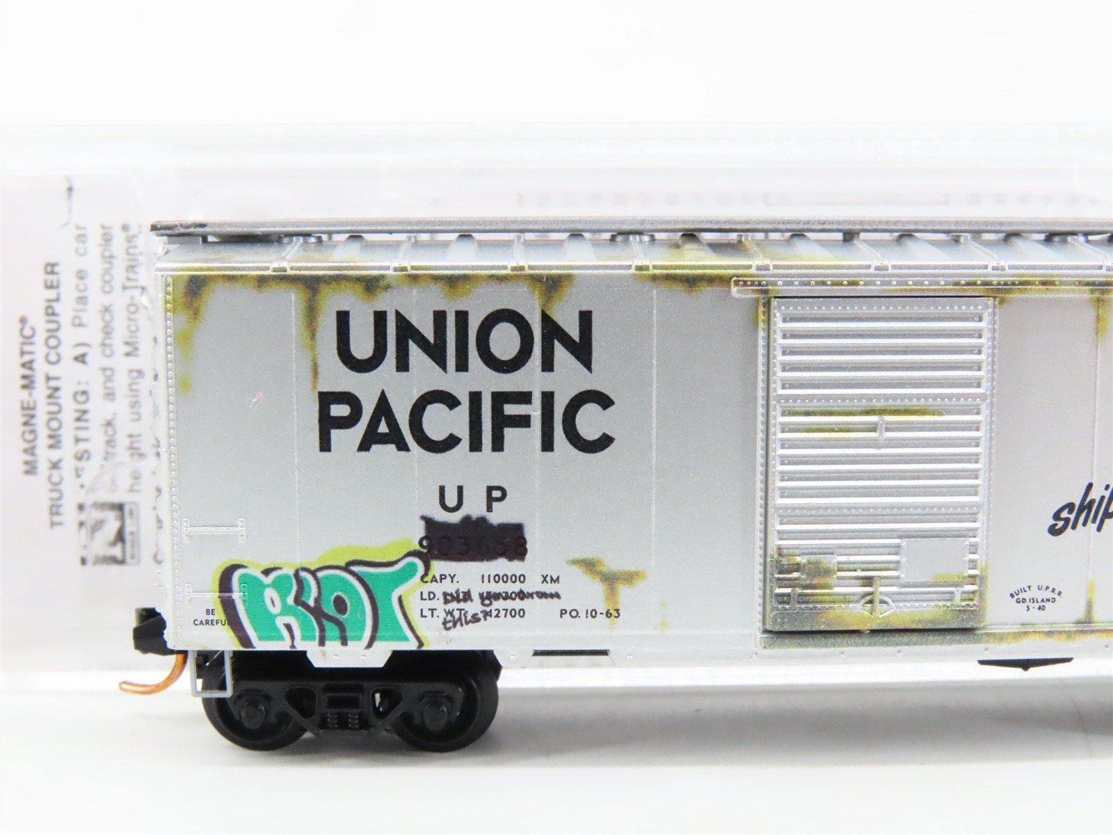 N Scale Micro-Trains MTL 02044756 UP Union Pacific 40' Boxcar #903658 w/Graffiti