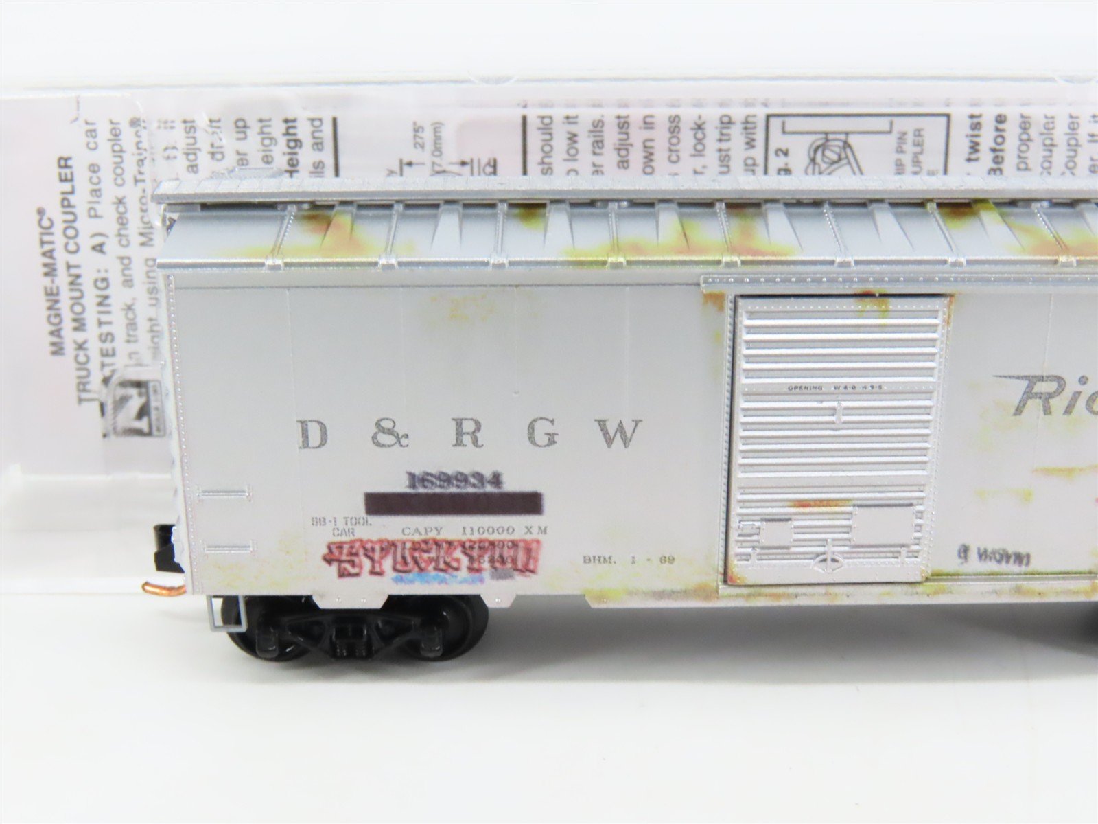 N Scale Micro-Trains MTL 02044776 D&RGW Rio Grande 40' Boxcar #169934 w/Graffiti