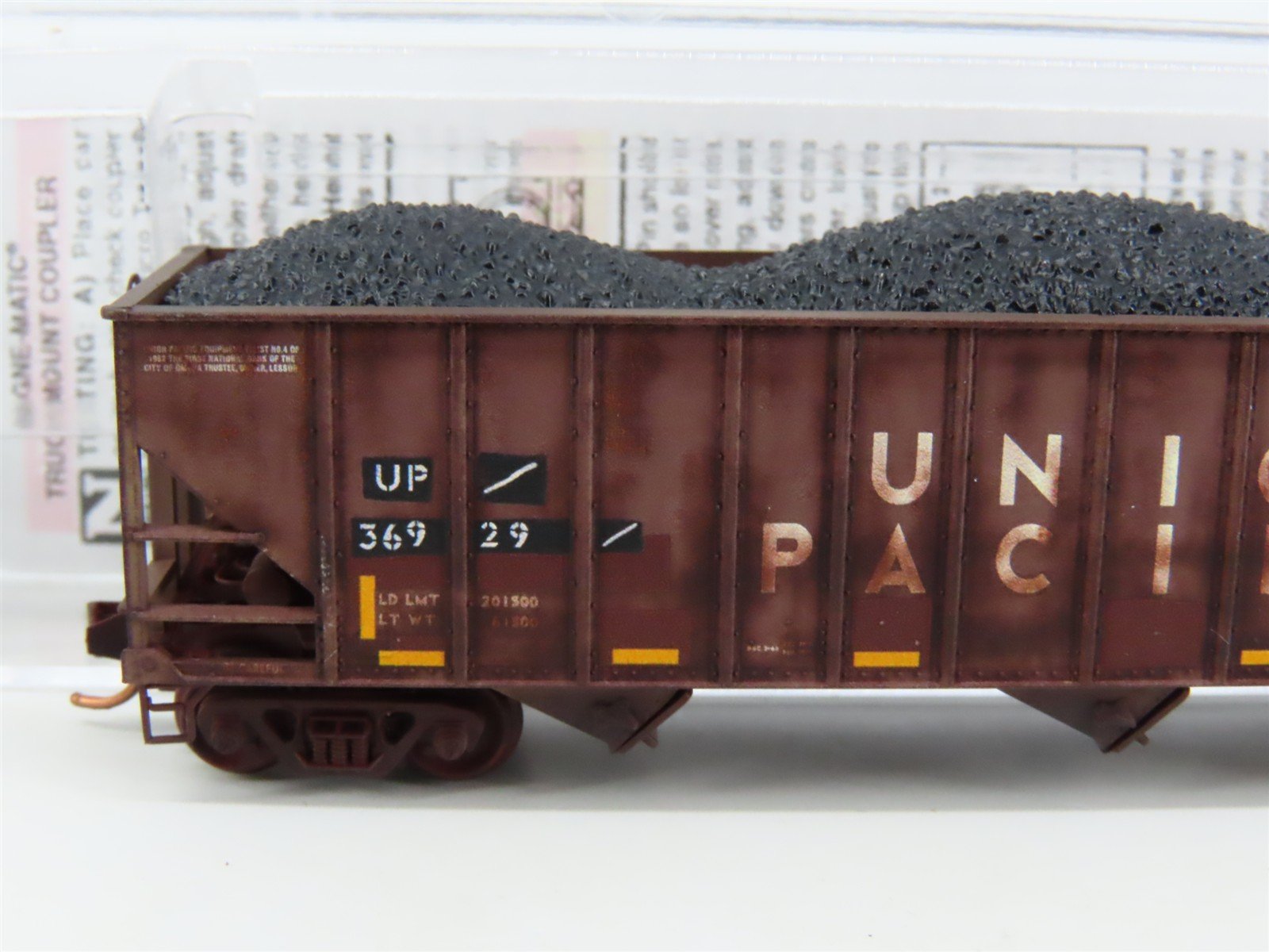N Scale Micro-Trains MTL 10844360 UP Union Pacific 3-Bay Hopper #36929 Weathered